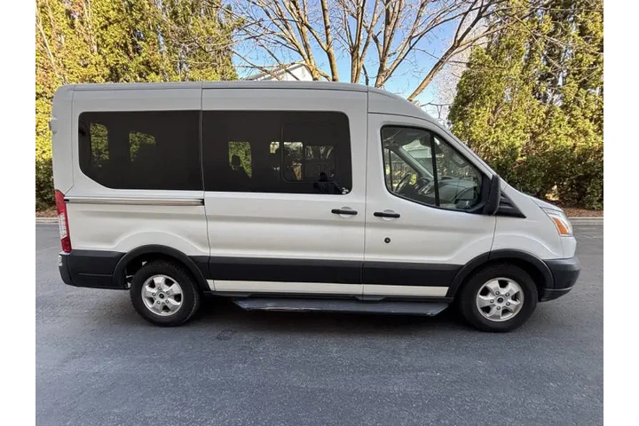 $28999 : 2019 Transit 150 XLT image 8