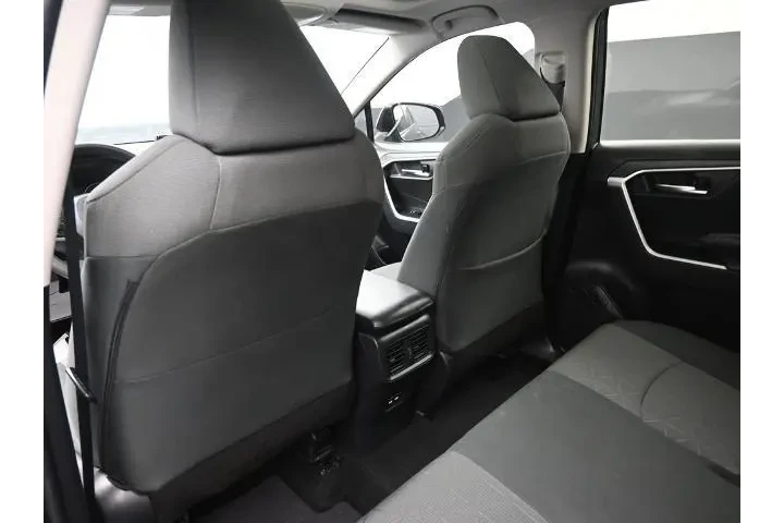 $18849 : Toyota RAV4 2021 XLE 4dr SUV image 10