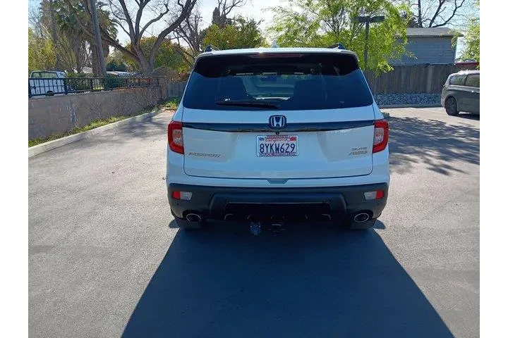 $26995 : Honda Passport 2021 AWD Elit image 4