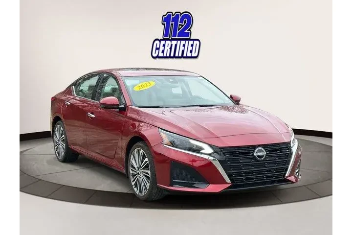 $21495 : Nissan Altima 2023 AWD 2.5 S image 2