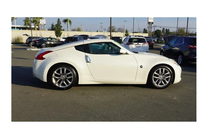 $21984 : 2014 370Z Touring image 5