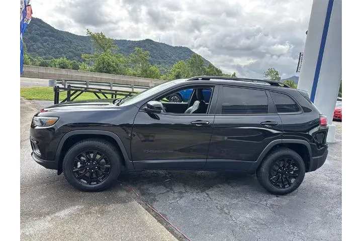 $21156 : Jeep Cherokee 2023 4x4 Altit image 8