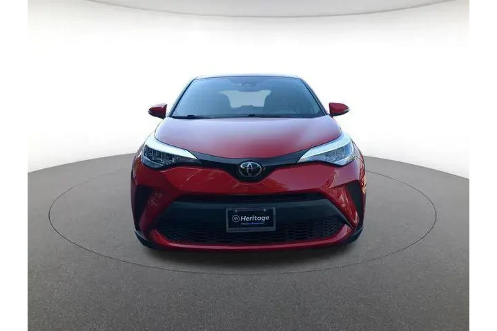 $24000 : Toyota C-HR 2022 XLE 4dr Cro image 2