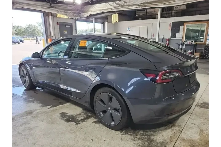 $23490 : Tesla Model 3 2023 4dr Sedan image 3