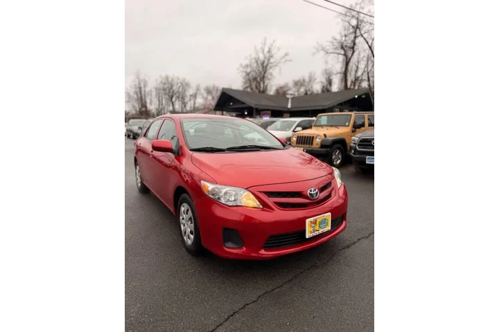 $11995 : 2013 Corolla L image 7