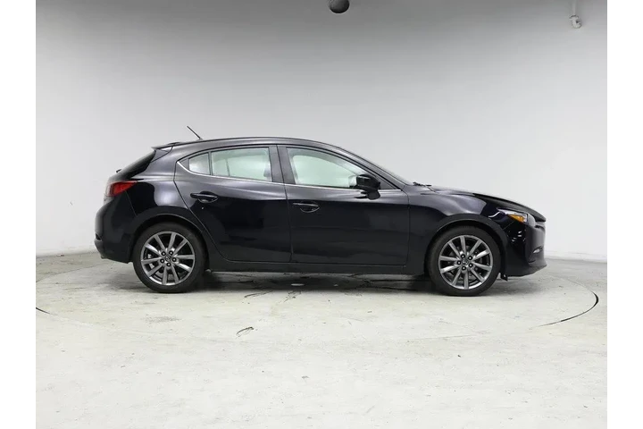 $16998 : Mazda Mazda3 2018 Touring 4d image 7
