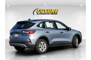 $18888 : Ford Escape 2022 AWD S 4dr S thumbnail
