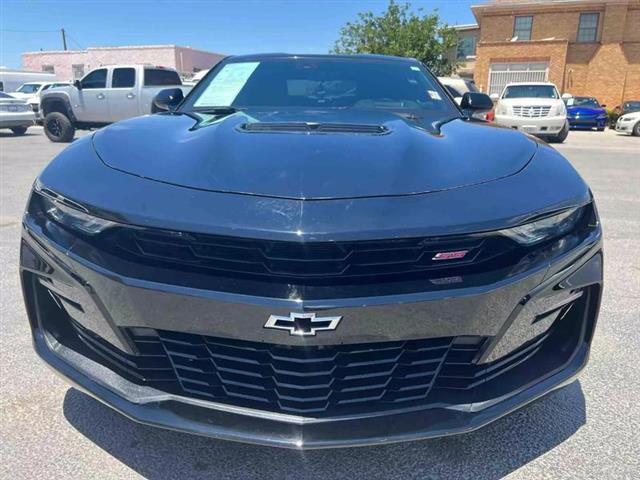 $45995 : Pre-Owned 2019 Camaro SS Coup image 9