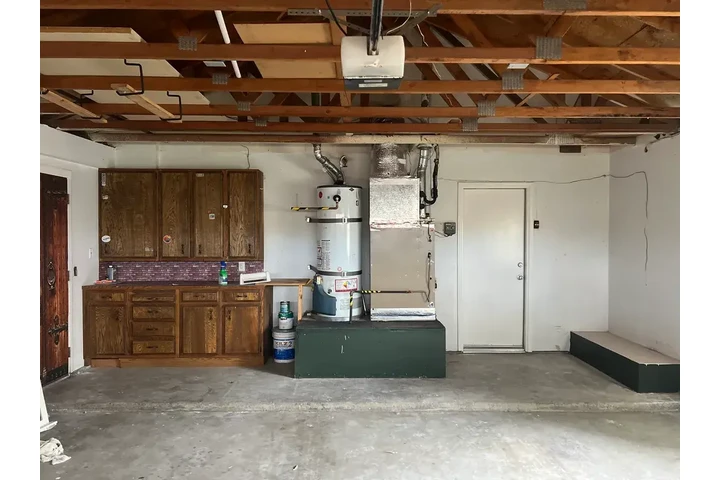 $1600 : Available En Rancho 🏡 image 3