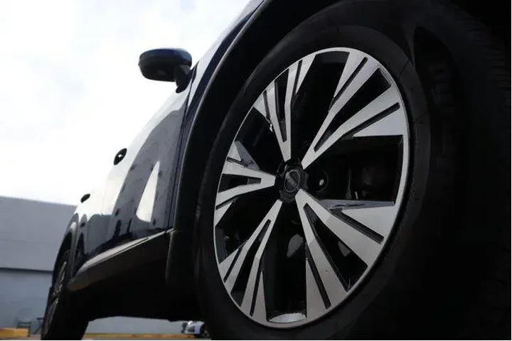 $26209 : Nissan Rogue 2023 AWD SV 4dr image 10