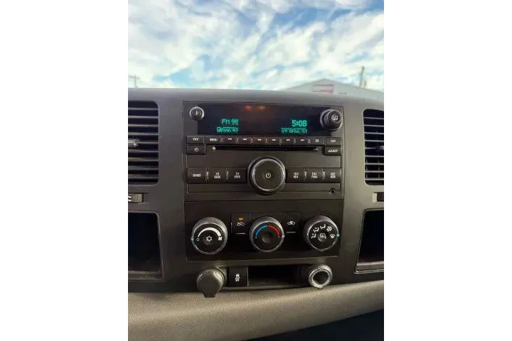 $12500 : Chevrolet Silverado 1500 201 image 8