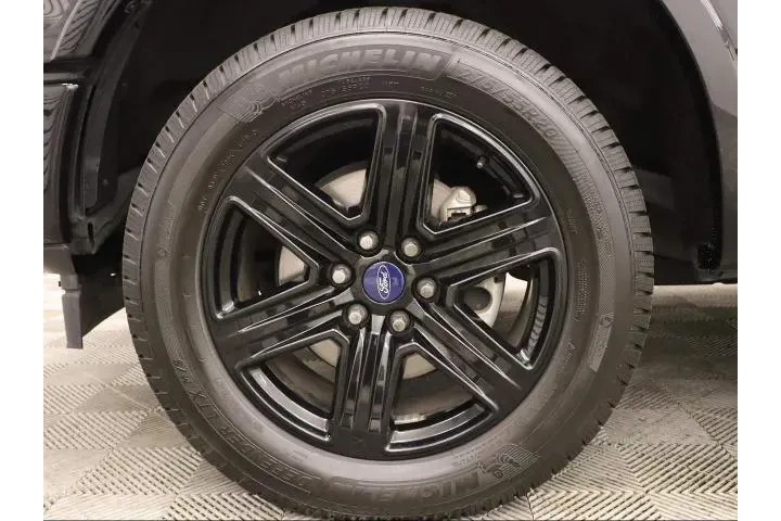 $36995 : Ford F-150 2019 4x4 Lariat 4 image 7