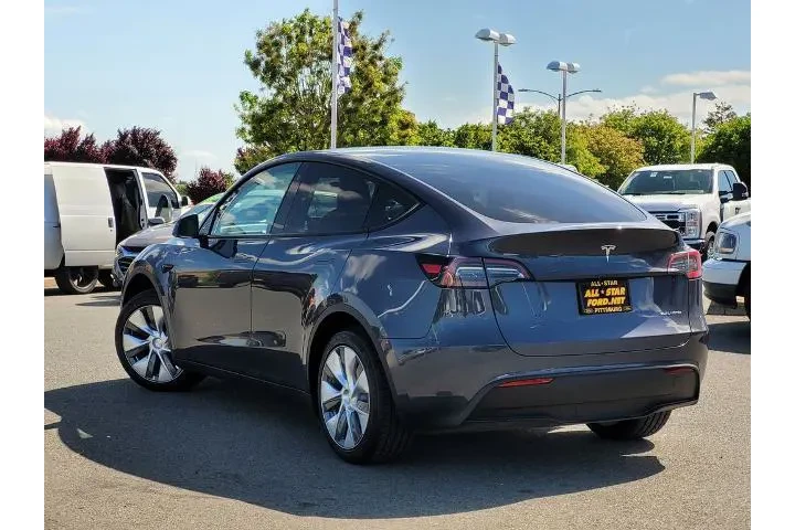 $34900 : Tesla Model Y 2023 AWD 4dr C image 6