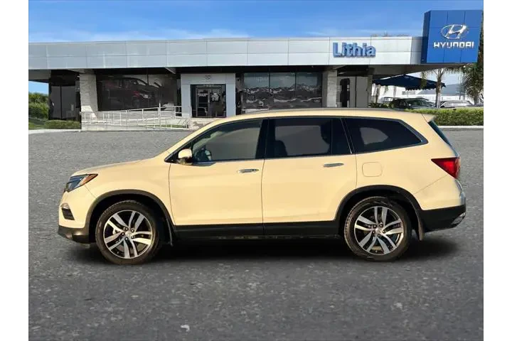 $16899 : Honda Pilot 2018 Touring 4dr image 6