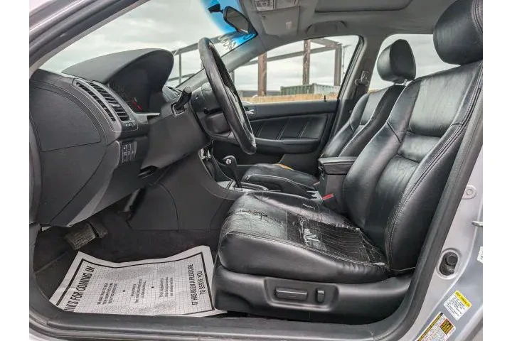 $4000 : Honda Accord 2004 EX V-6 4dr image 5