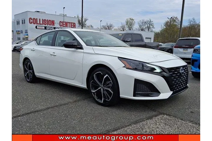 $21787 : Nissan Altima 2024 2.5 SR 4d image 6