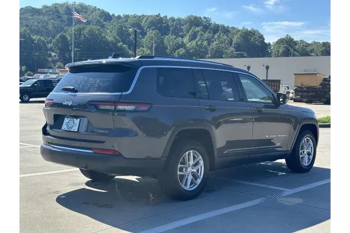 $32280 : Jeep Grand Cherokee L 2023 4 image 7