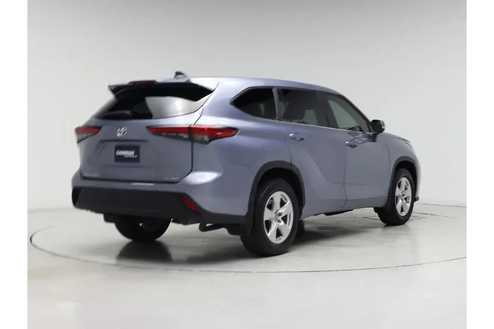 $30998 : Toyota Highlander 2023 AWD L image 8