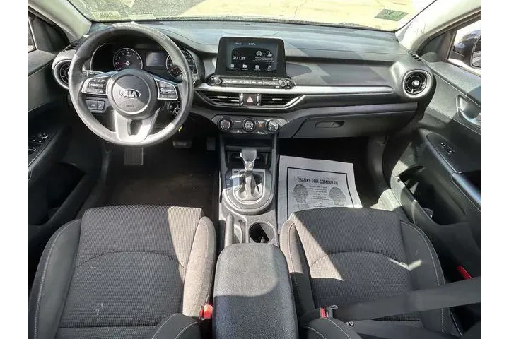 $11985 : Kia Forte 2020 LXS 4dr Sedan image 9