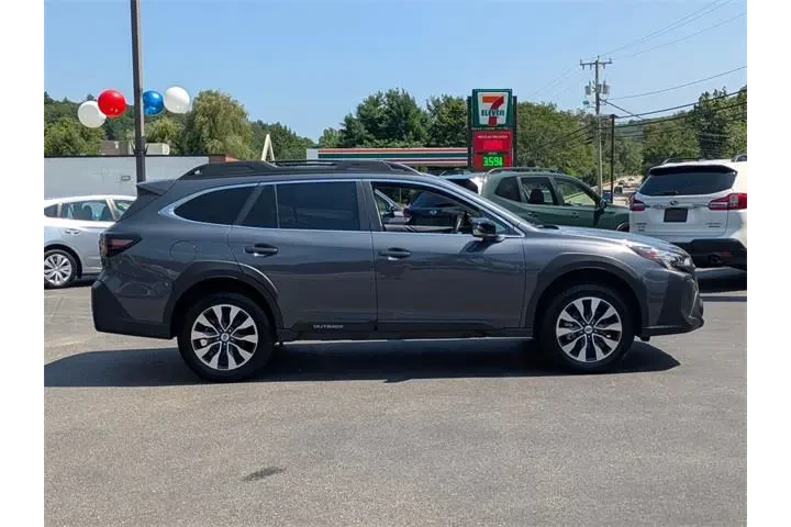 $33585 : Subaru Outback 2024 AWD Limi image 1