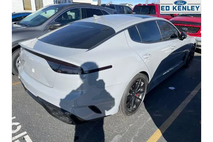 $39995 : Kia Stinger 2023 GT2 4dr Sed image 4