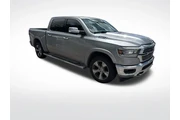 $38396 : Ram 1500 2022 4x4 Laramie 4d thumbnail