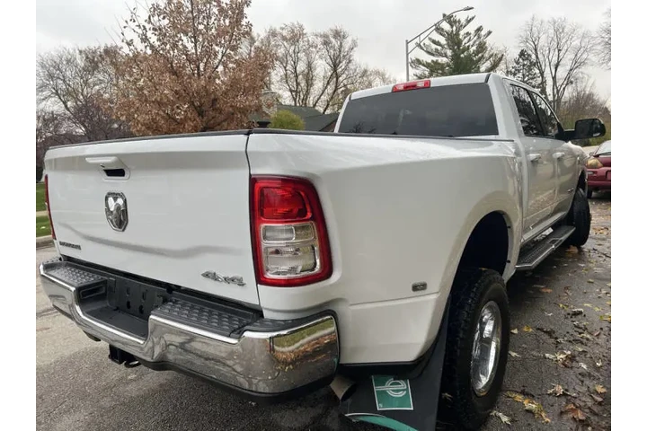 $43997 : 2021 RAM 3500 Big Horn image 7