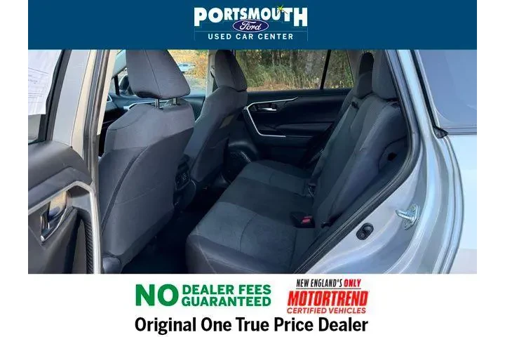 $27995 : Toyota RAV4 2024 AWD XLE 4dr image 5