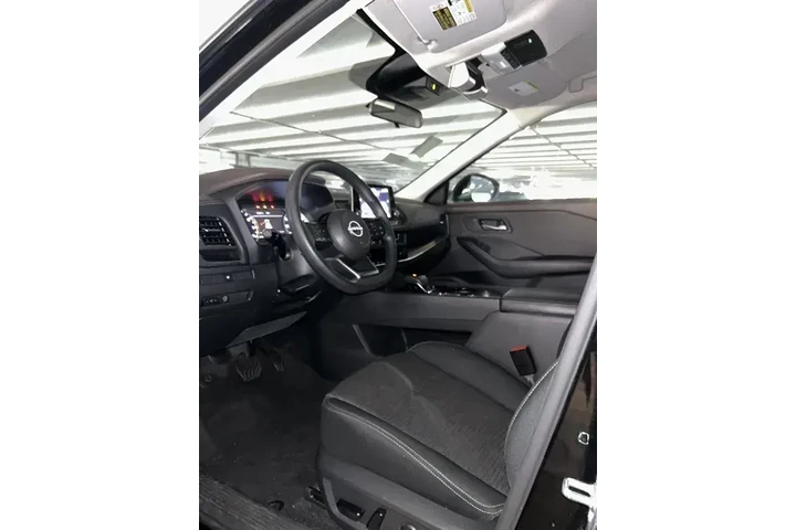 $19958 : Nissan Rogue 2023 SV 4dr Cro image 7