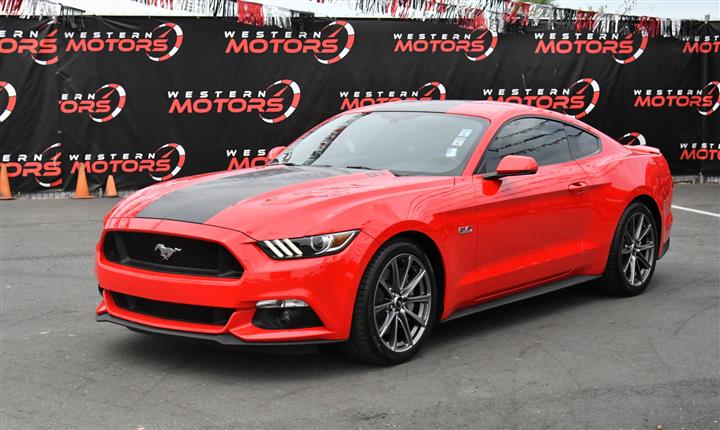 $35275 : Mustang GT Premium Coupe 2D image 3