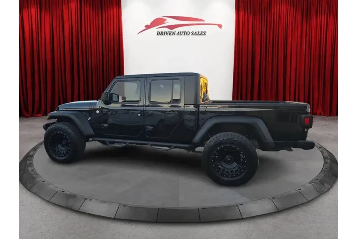 $28999 : 2020 Gladiator image 9