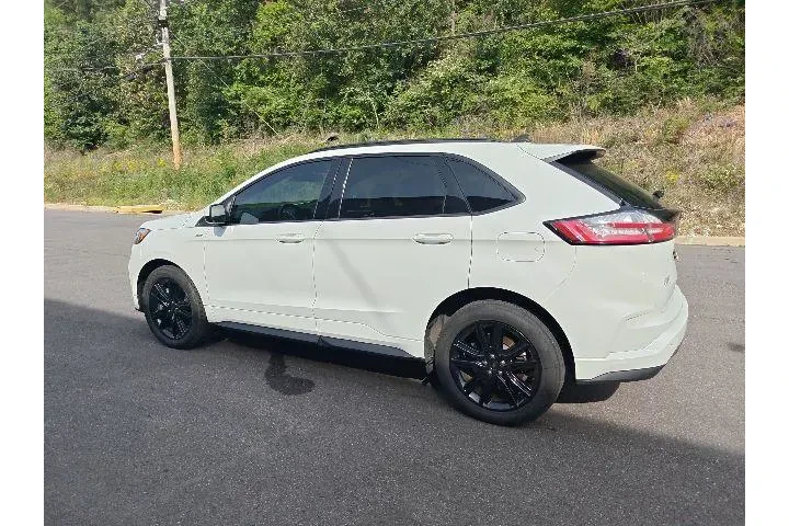 $22990 : Ford Edge 2022 AWD ST-Line 4 image 5
