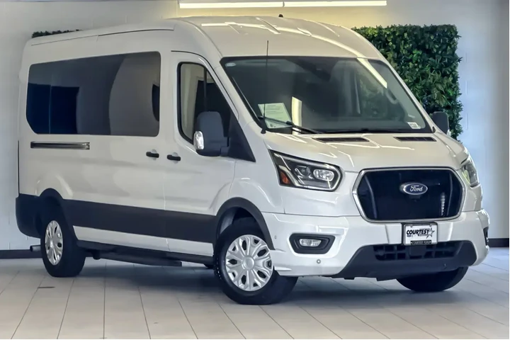 $28495 : Ford Transit 2023 350 XL 3dr image 2
