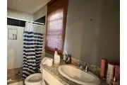 $1150 : Newly 1bd 1ba @ Riverside. thumbnail
