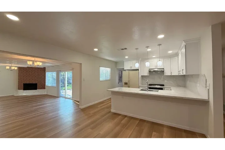 $1700 : Garden Grove - Ready Casa image 7