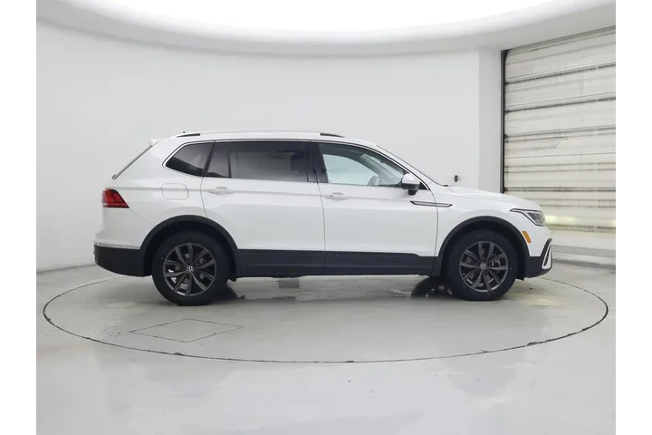 $22998 : Volkswagen Tiguan 2023 SE 4d image 7