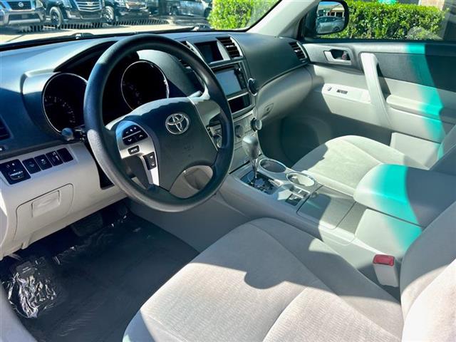 $11950 : 2013 TOYOTA HIGHLANDER image 9