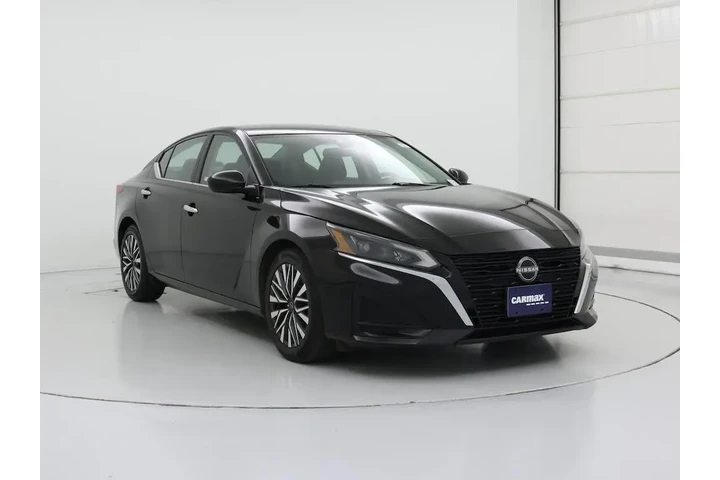 $19998 : Nissan Altima 2023 2.5 SV 4d image 1