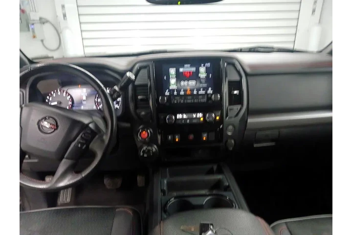 $35998 : Nissan Titan 2021 4x4 PRO-4X image 9