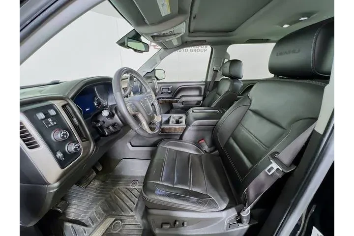 $33975 : GMC Sierra 1500 2015 4x4 Den image 8