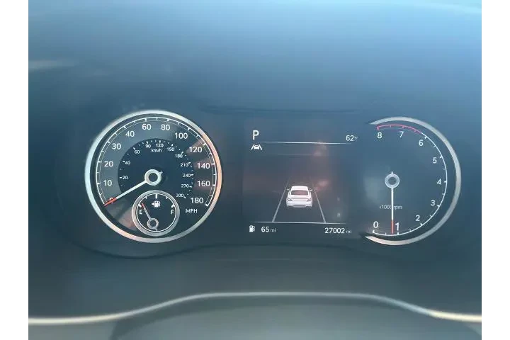 $27995 : Genesis G70 2022 AWD 2.0T 4d image 8