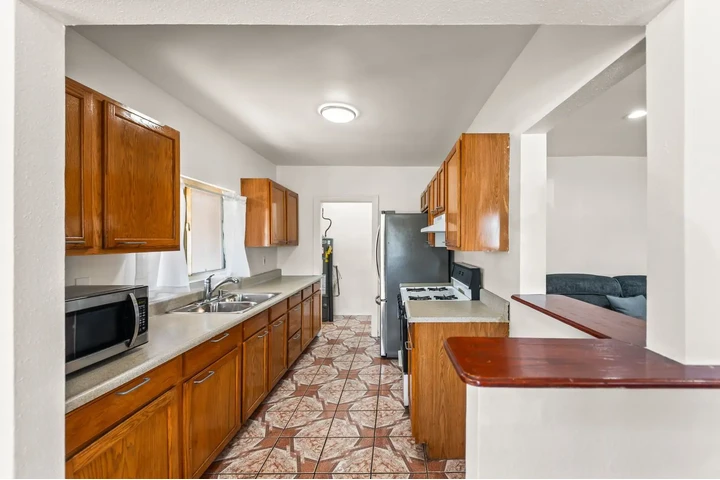 $700000 : Hermosa casa de venta image 6