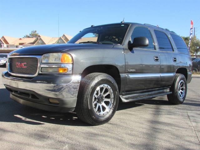 $8995 : 2005 GMC Yukon SLE image 3