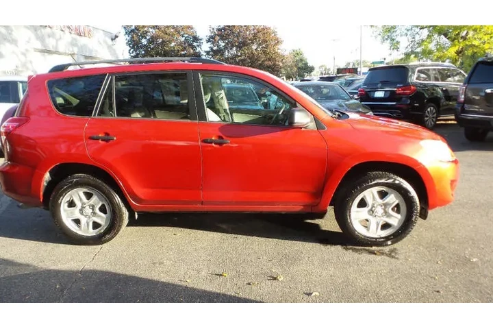 $8900 : 2012 RAV4 image 4