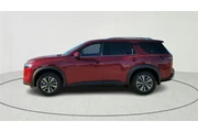 $30852 : Nissan Pathfinder 2023 SL 4d thumbnail