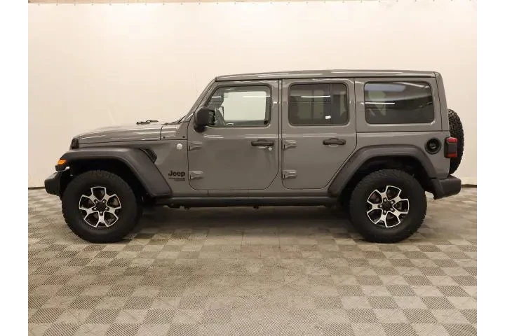 $30995 : Jeep Wrangler Unlimited 2021 image 9