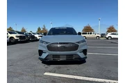 $32809 : Ford Mustang Mach-E 2023 AWD thumbnail