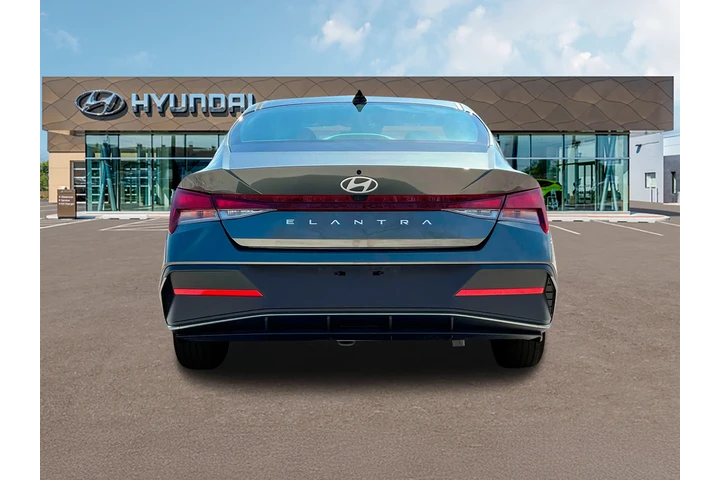 $20235 : Hyundai ELANTRA 2024 SEL 4dr image 6