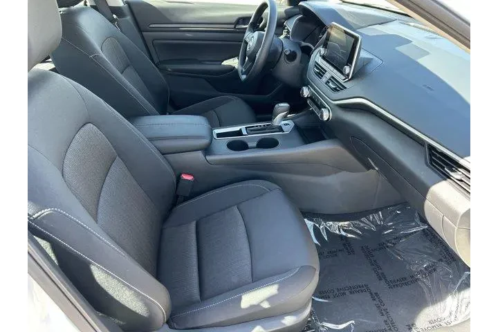 $22720 : Nissan Altima 2025 2.5 S 4dr image 9