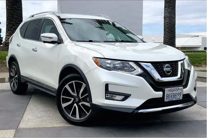 $16985 : Nissan Rogue 2019 AWD S 4dr image 2